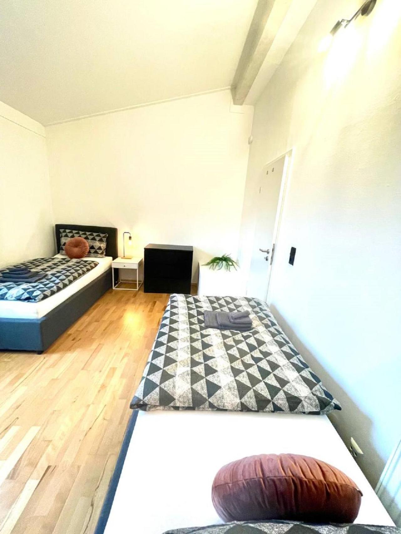 Geraeumiges Ferienhaus In Koblenz Koblencja Zewnętrze zdjęcie