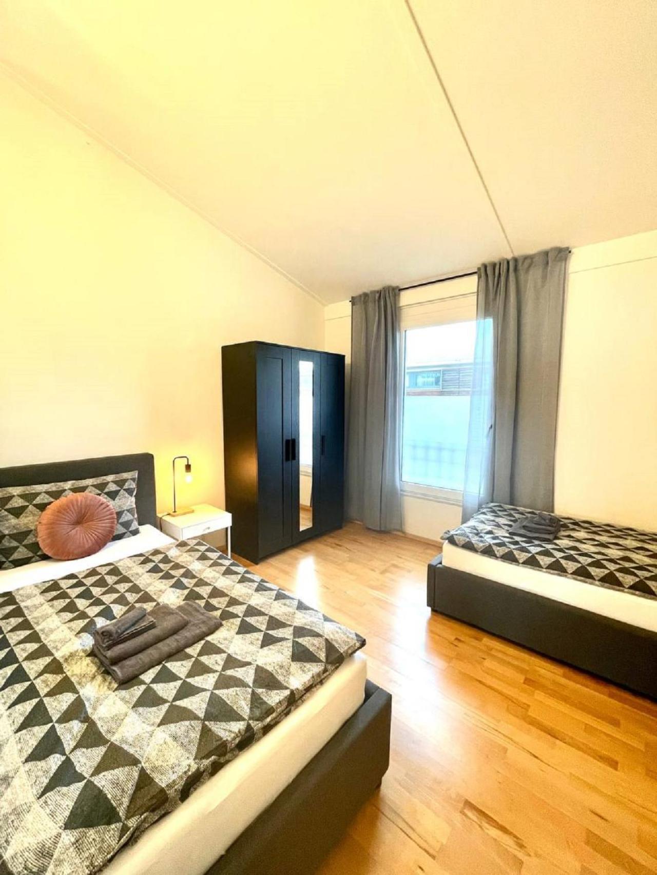 Geraeumiges Ferienhaus In Koblenz Koblencja Zewnętrze zdjęcie