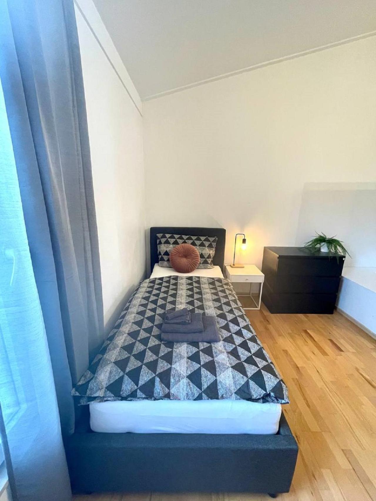 Geraeumiges Ferienhaus In Koblenz Koblencja Zewnętrze zdjęcie