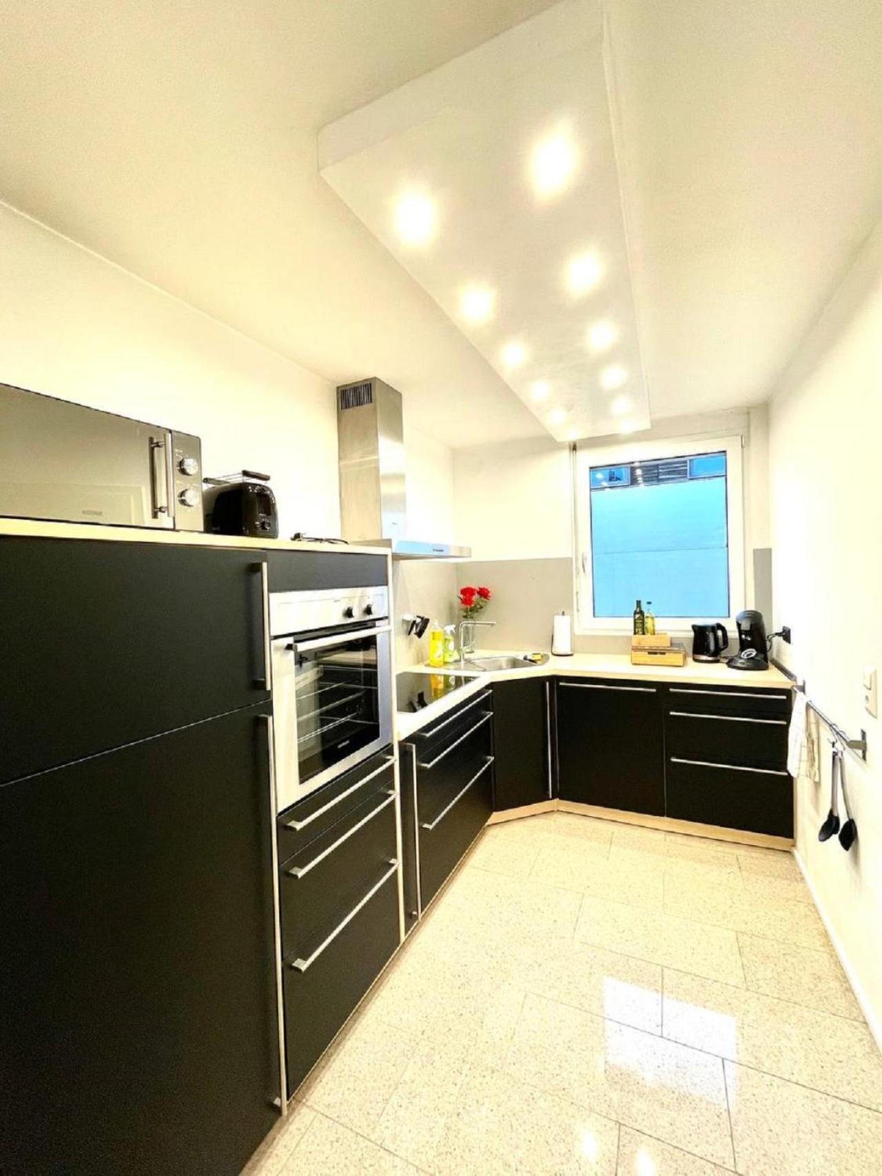 Geraeumiges Ferienhaus In Koblenz Koblencja Zewnętrze zdjęcie